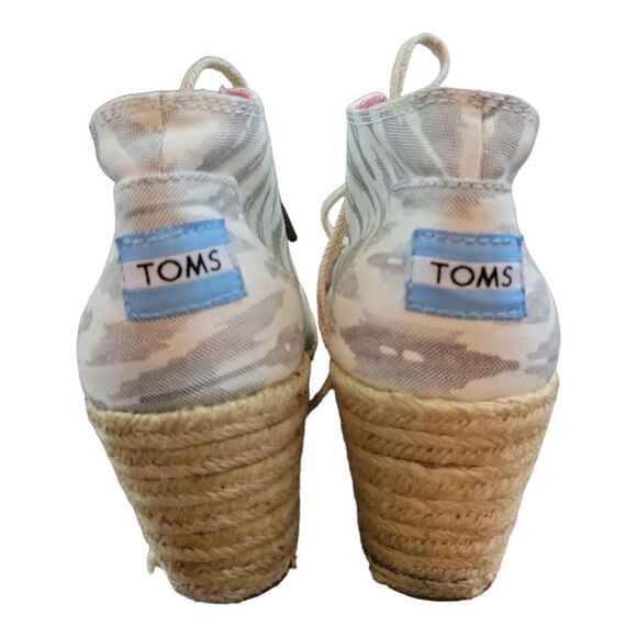 TOMS Grey Ikat Design Espadrille Wedges Size 6.5 - Picture 3 of 9
